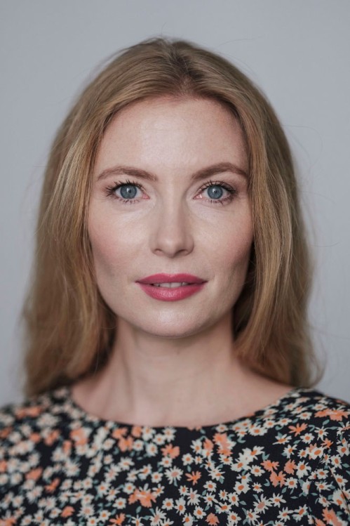 Przejdź do podstrony aktora - Karolina Chapko