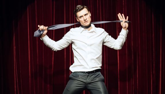 Klaps! 50 twarzy Greya. Gorący spektakl dla dorosłych!