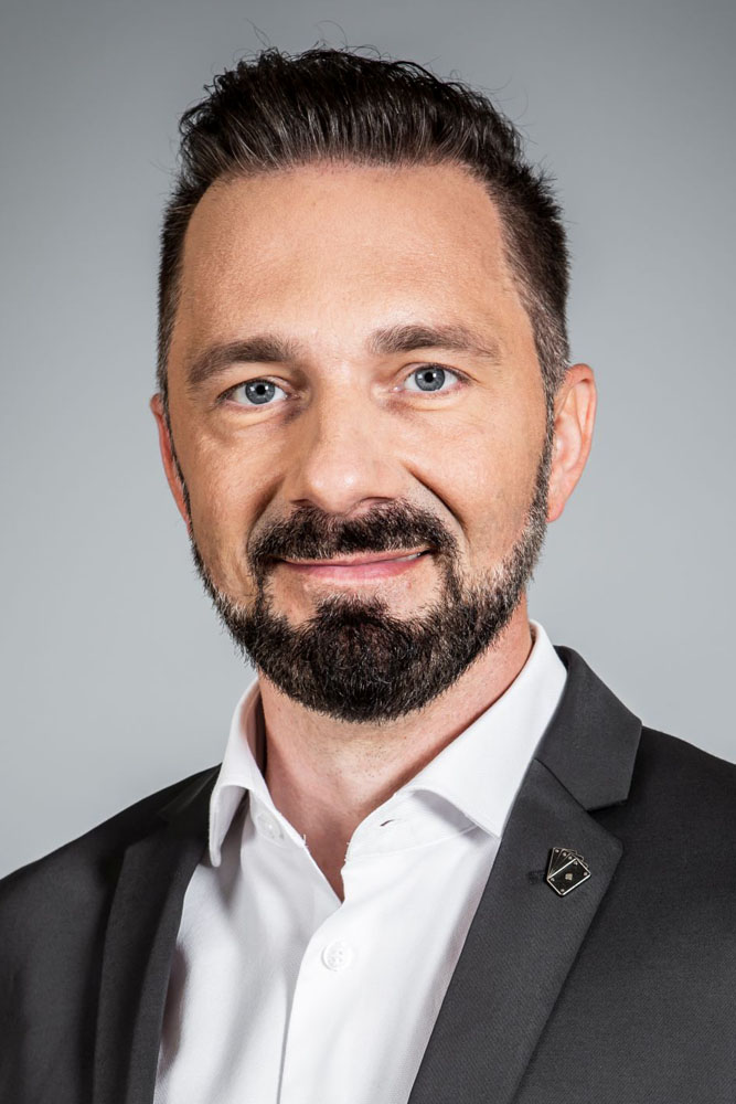 Robert Korólczyk z Kabaretu Młodych Panów