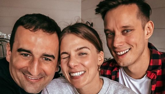 Poznaj komedię „My baby, czyli rodzinny biznes” - nowy hit teatralny!