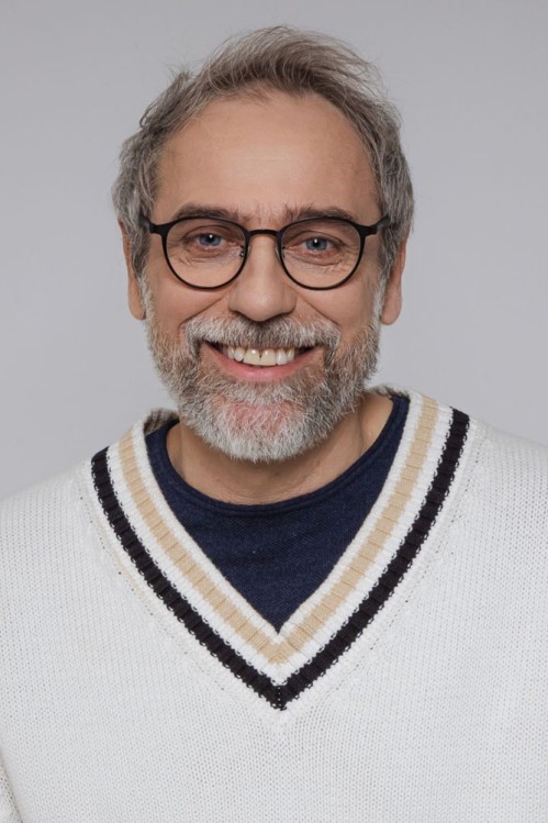 Przejdź do podstrony aktora - Tomasz Sapryk