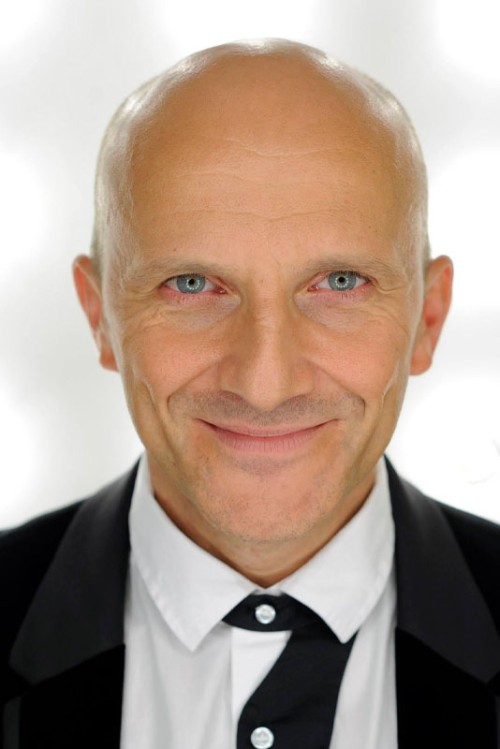 Przejdź do podstrony aktora - Robert Rozmus