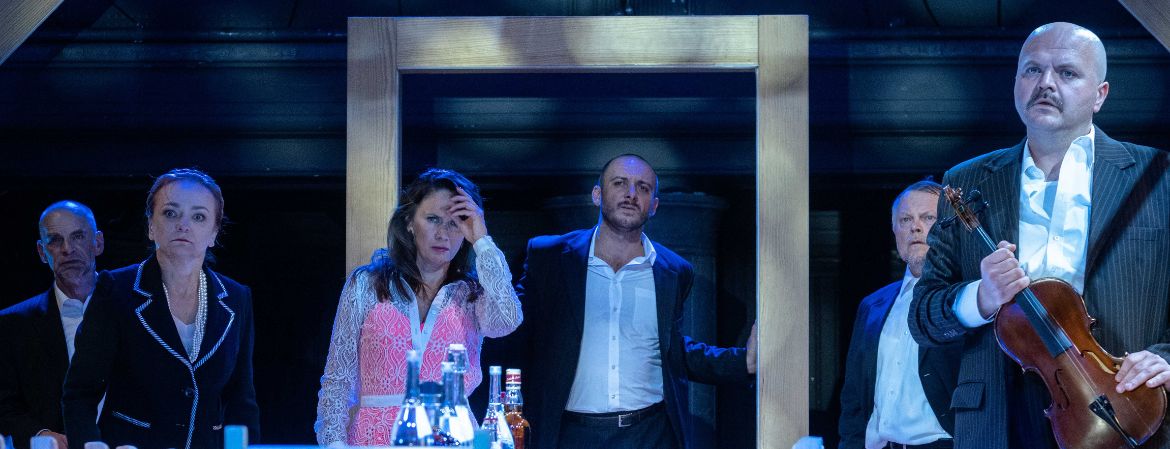Okładka wpisu Znasz film „Hydrozagadka”? „Big Bang” to komedia tego samego autora!